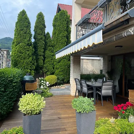 Διαμέρισμα U Izhu With Private Pool, Sauna & Bbq
