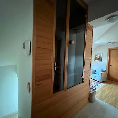 U Izhu With Private Pool, Sauna & Bbq