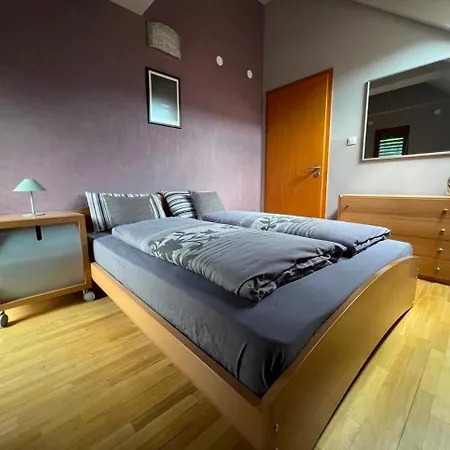 U Izhu With Private Pool, Sauna & Bbq Διαμέρισμα Prewala